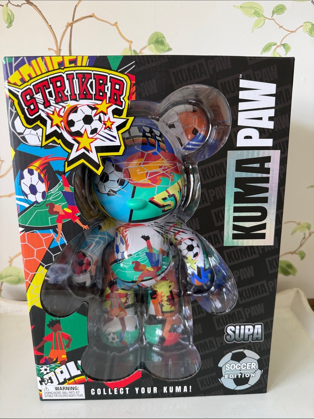 Supa Kuma Paw World Cup Soccer Edition Vinyl Bear ‘Striker’ - FIFA 2026
